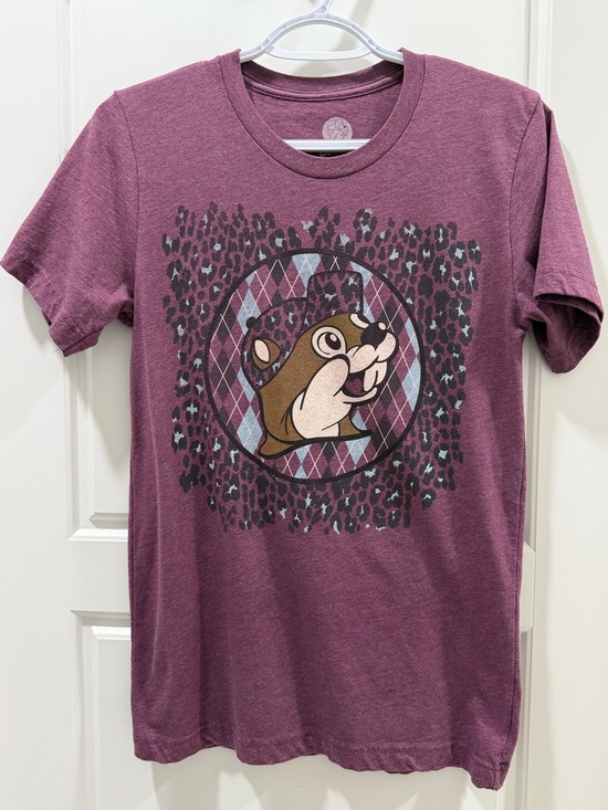 Buc-Ees Tops - ☀️ Buc-ee’s Graphic Tee - Plum